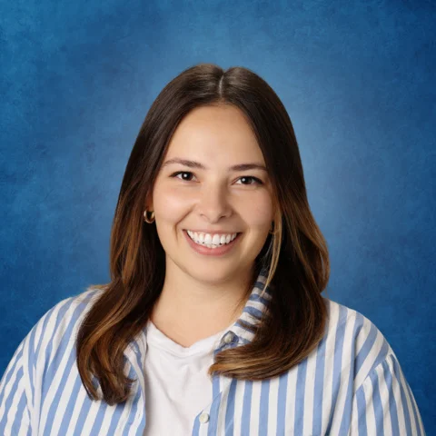 Ms. Alyssa Mackenzie