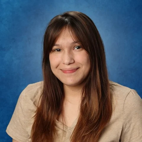 Ms. Amanda Bustamante