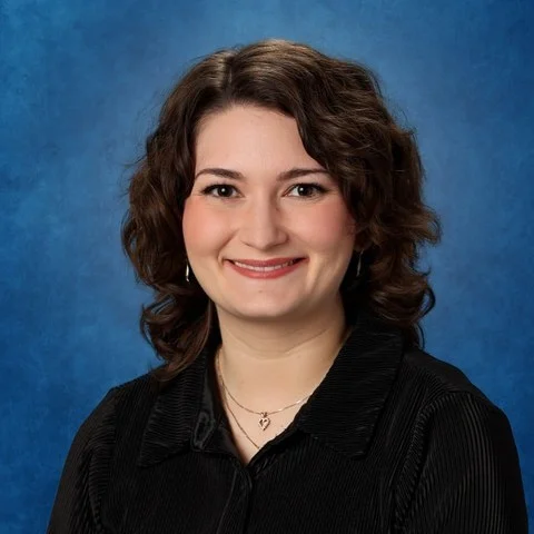 Ms. Olivia  Mcpherson